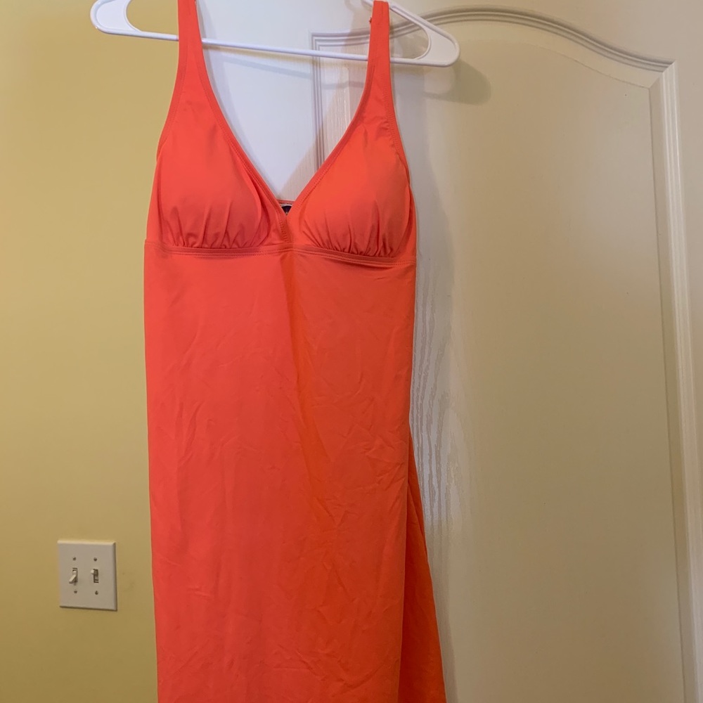 Tommy Bahama swim dress Small removable pads orange adjustable straps deep v